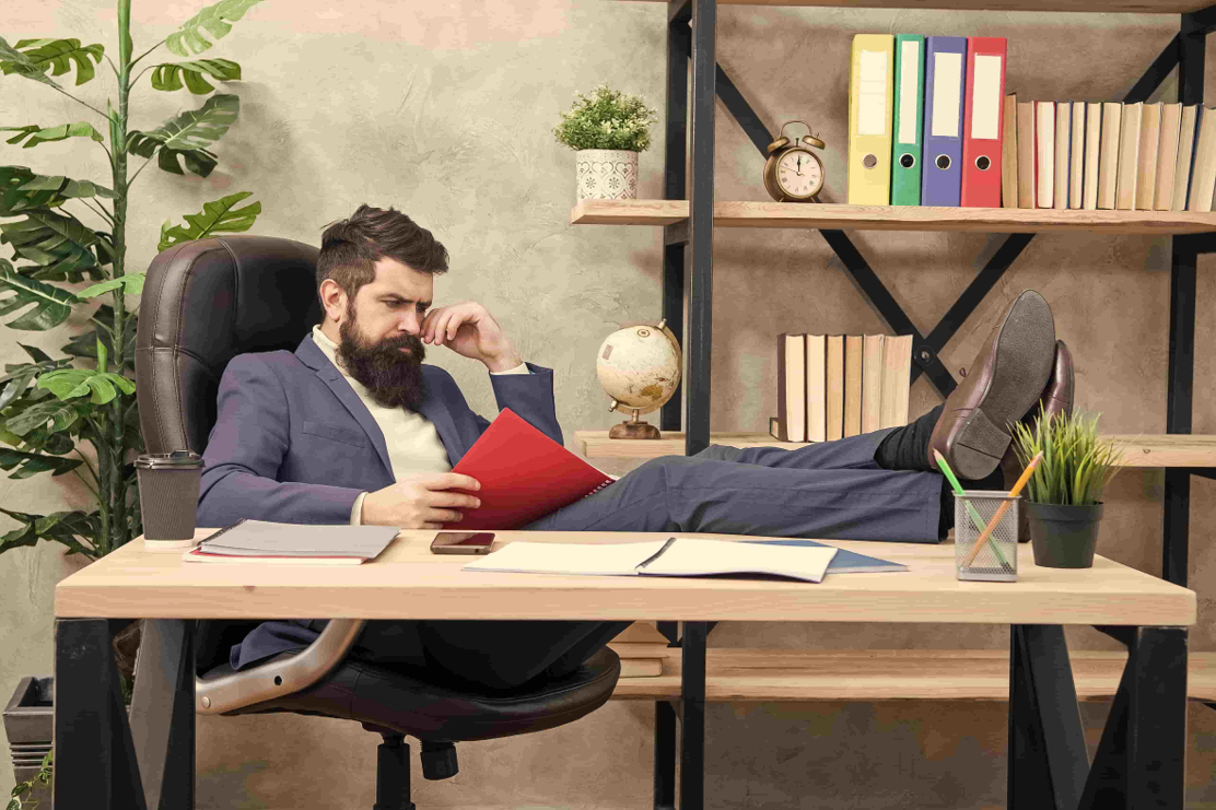 Bad Habits That Can Hold Back Success